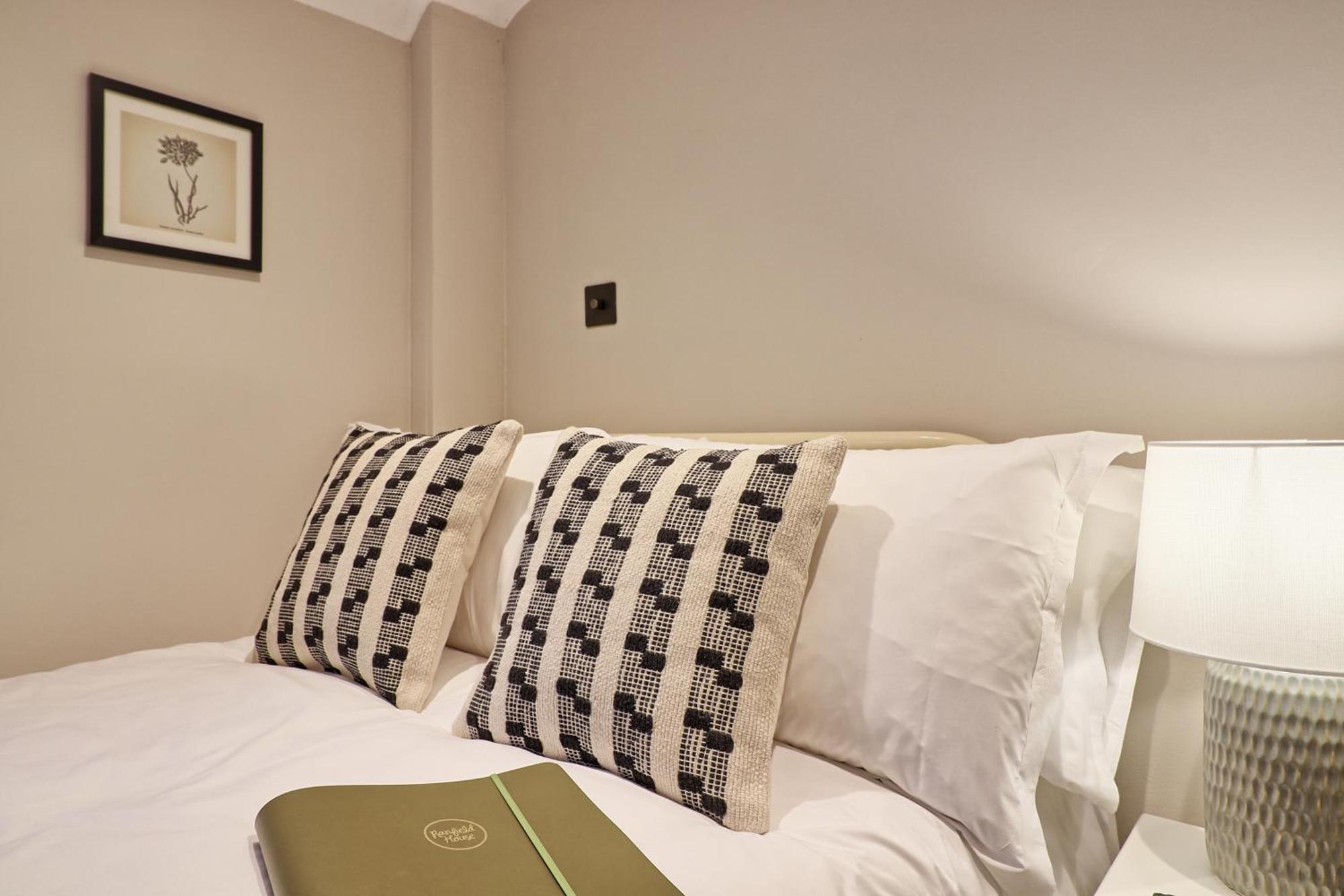Ranfield'S Brasserie Hotel Rooms Coggeshall Exterior foto