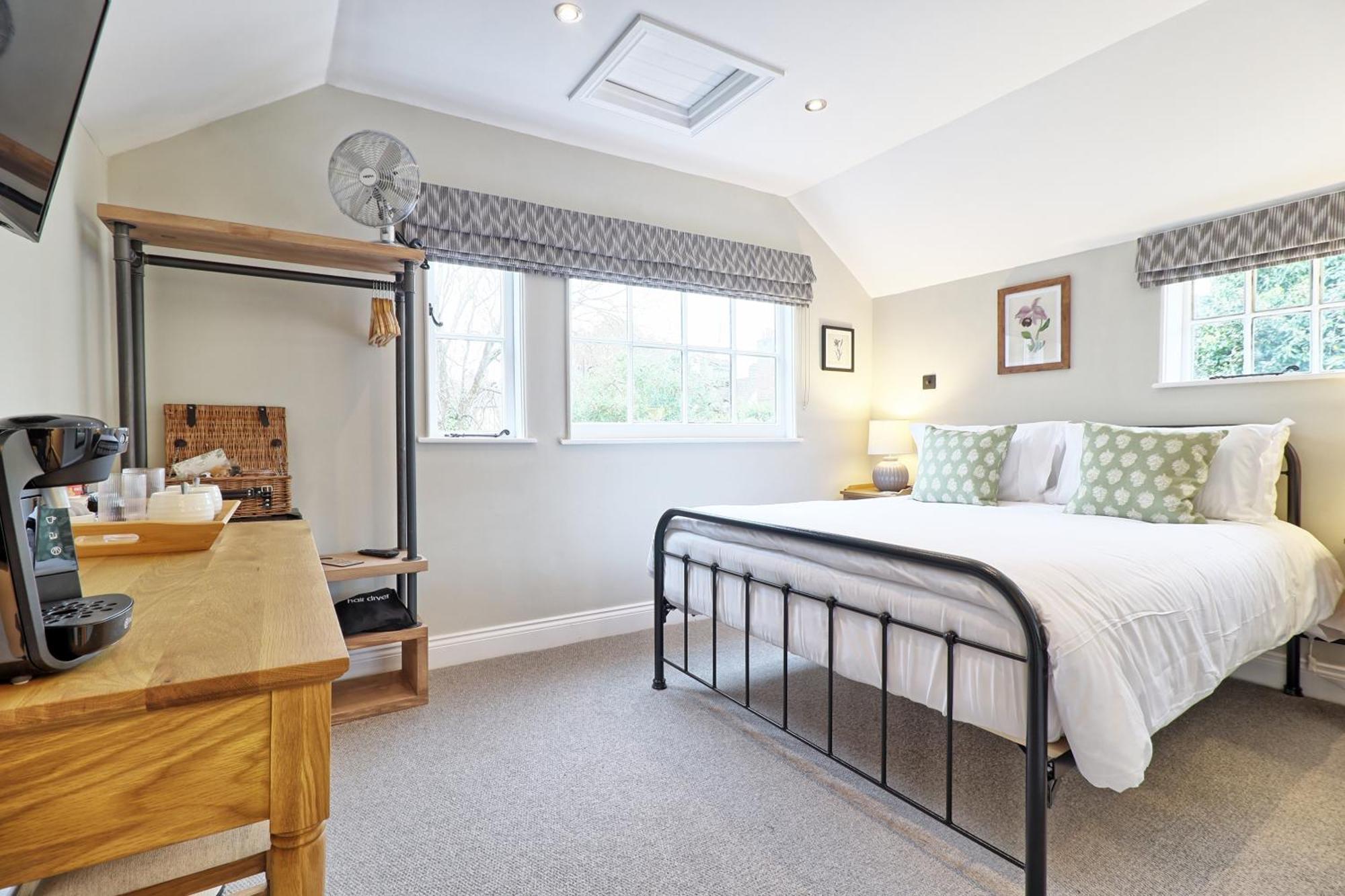 Ranfield'S Brasserie Hotel Rooms Coggeshall Exterior foto